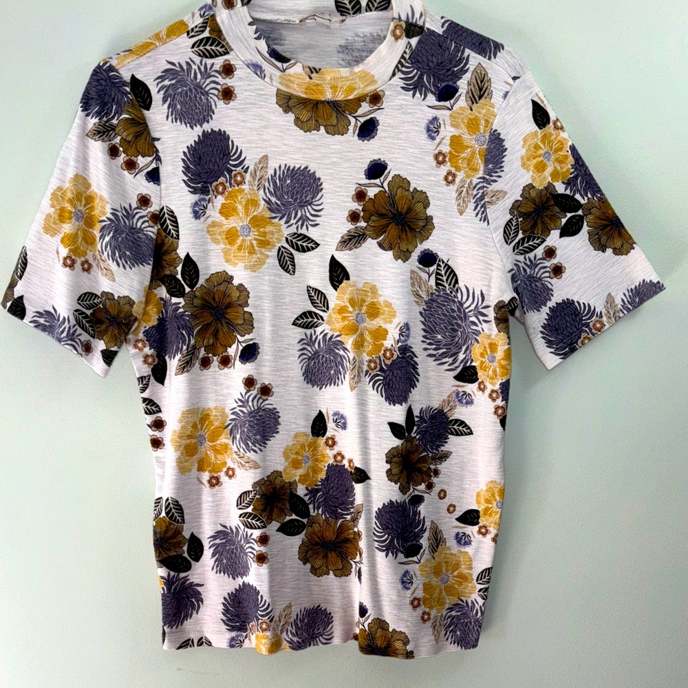 LOFT XL White Floral Short Sleeve Tee with Yellow and Purple Flowers